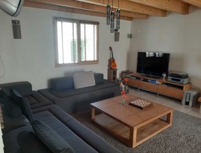 appartement-aurore-lac-sevrir-8pers-chambre-salon-02
